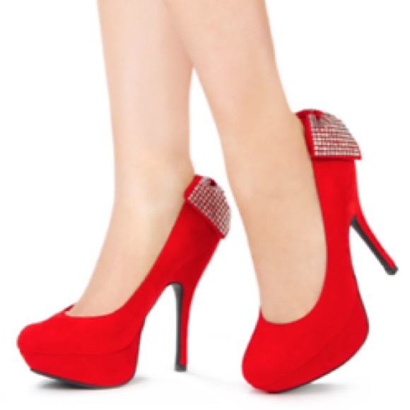Red platform heels - Picture 1 of 5